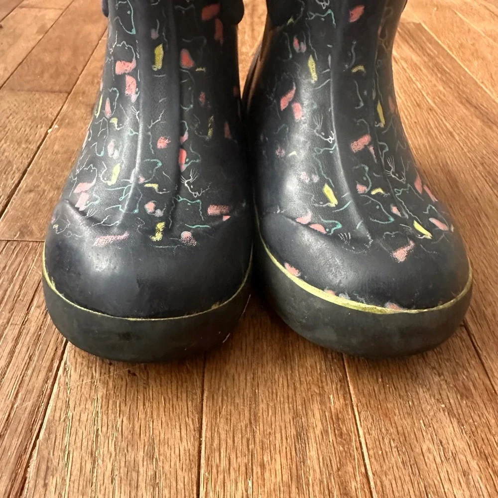 Bogs Classic II Pets Boots Kids Size 12 Waterproof Insulated Cat Print Navy Blue
